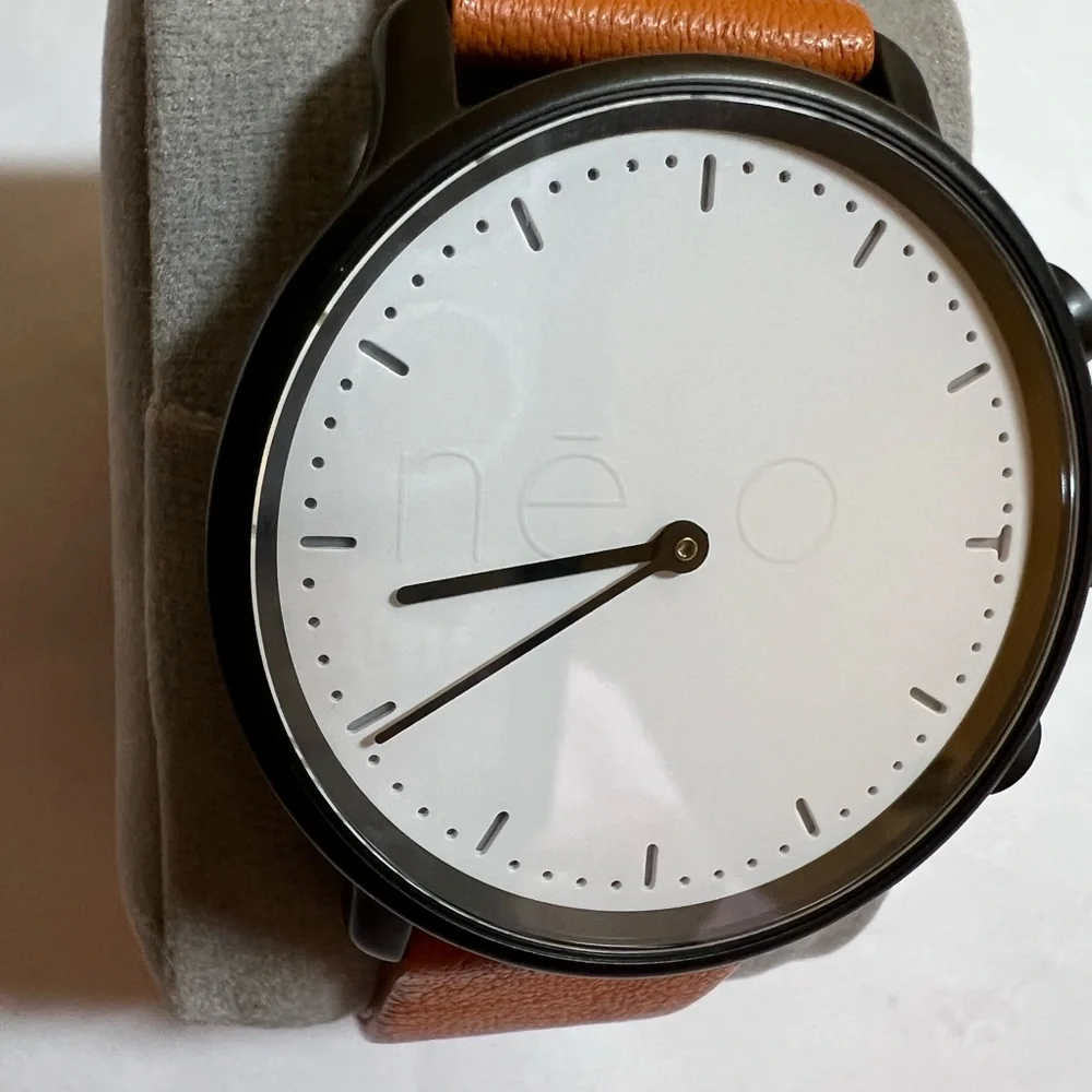 Nevo Smartwatch